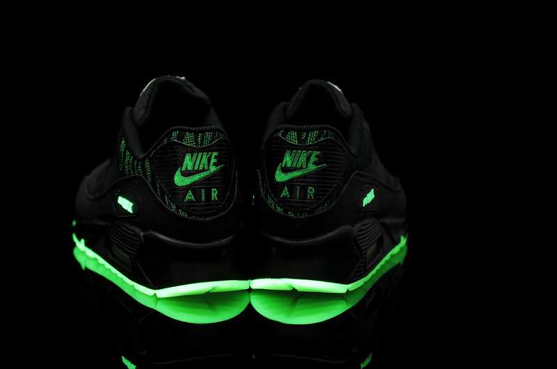 Nike Air Max 90 Glow in the Dark cru foot locker air max 90 bleu en ligne